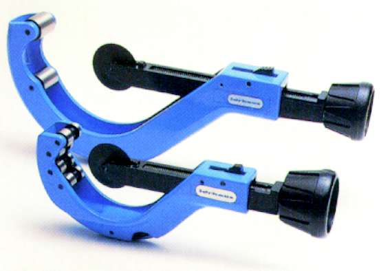 TAGLIATUBI PER PE o50-140